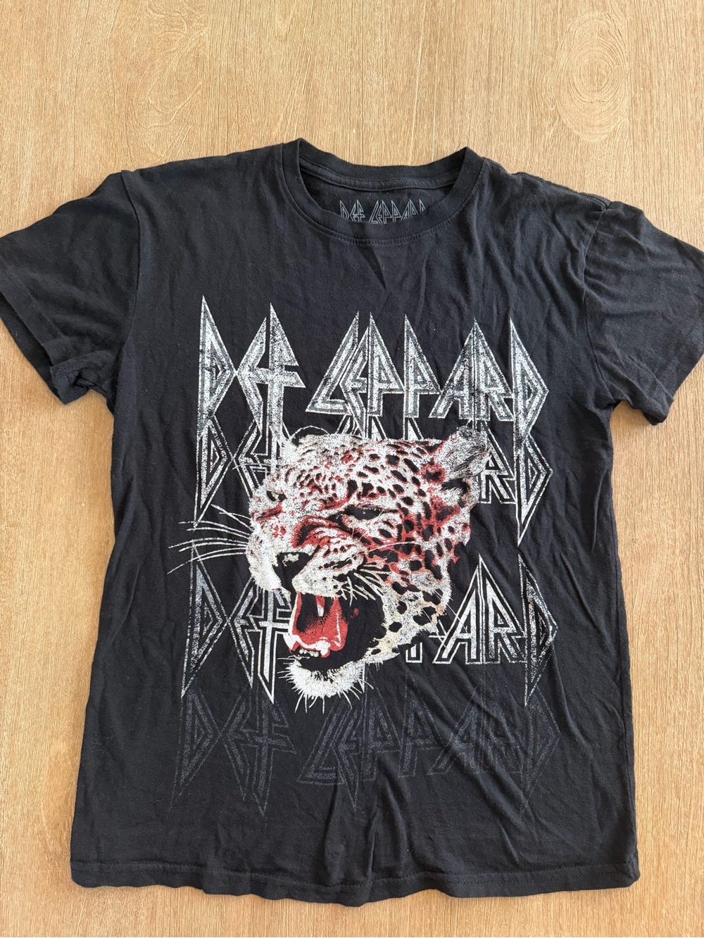 Def Leppard Leopard Graphic Band Tee Black Size Small